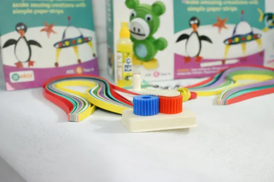 iLearnNGrow Mini Quilling Kit - Creative DIY Paper Quilling Set for Kids